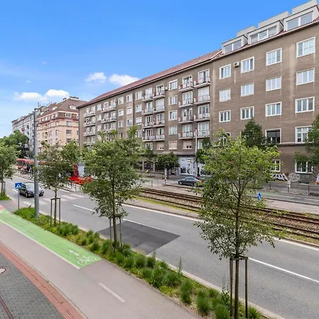 Lam Urban - Balcony Apartmán